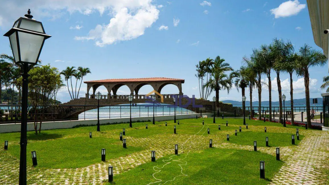 Foto 4 de Apartamento com 4 quartos à venda, 200m2 em Centro, Itapema - SC