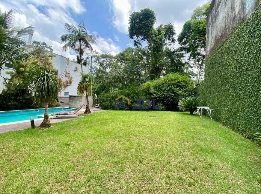 Casa com 3 quartos à venda, 400m2 em Velha, Blumenau - SC - imagem 6 Foto 6 de Casa com 3 quartos à venda, 400m2 em Velha, Blumenau - SC
