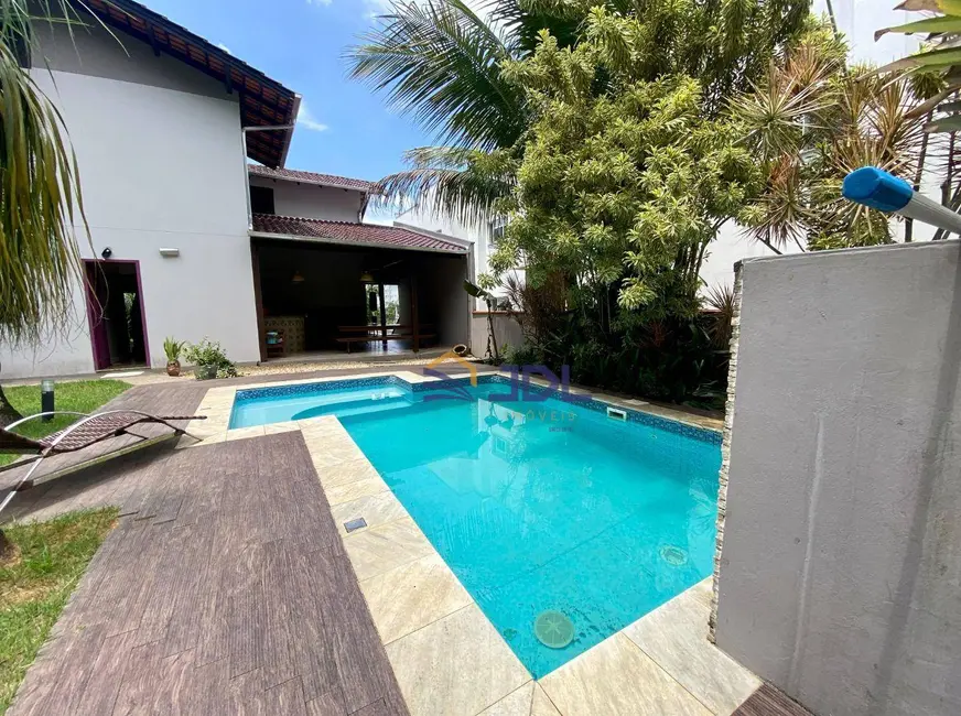 Foto 1 de Casa com 3 quartos à venda, 400m2 em Velha, Blumenau - SC