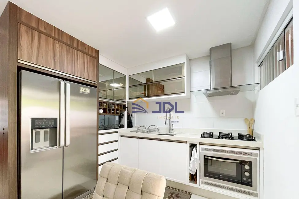 Casa com 2 quartos à venda, 84m2 em Itoupava Central, Blumenau - SC - imagem 4 Foto 4 de Casa com 2 quartos à venda, 84m2 em Itoupava Central, Blumenau - SC