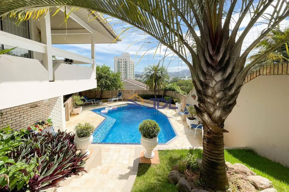 Casa com 4 quartos à venda, 444m2 em Itoupava Seca, Blumenau - SC - imagem 4 Foto 4 de Casa com 4 quartos à venda, 444m2 em Itoupava Seca, Blumenau - SC