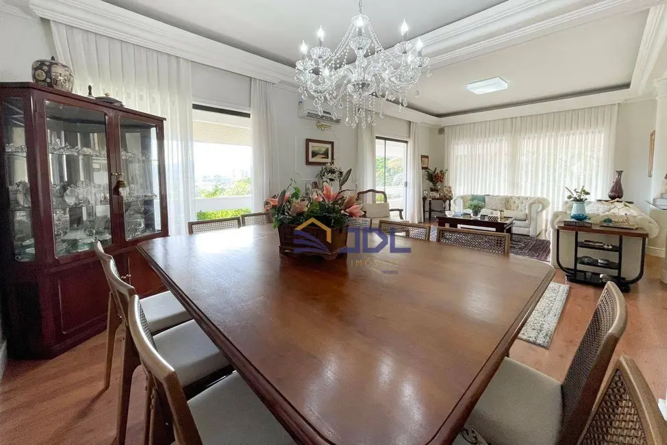 Casa com 4 quartos à venda, 444m2 em Itoupava Seca, Blumenau - SC - imagem 9 Foto 9 de Casa com 4 quartos à venda, 444m2 em Itoupava Seca, Blumenau - SC