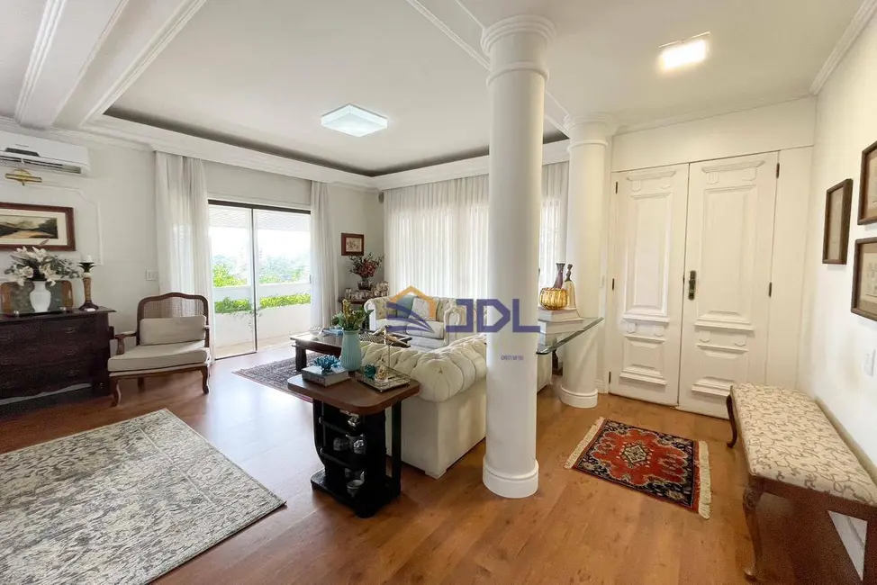 Casa com 4 quartos à venda, 444m2 em Itoupava Seca, Blumenau - SC - imagem 7 Foto 7 de Casa com 4 quartos à venda, 444m2 em Itoupava Seca, Blumenau - SC