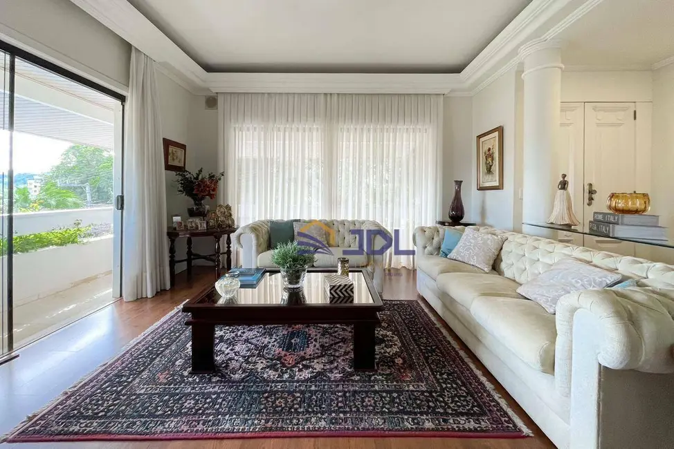 Casa com 4 quartos à venda, 444m2 em Itoupava Seca, Blumenau - SC - imagem 8 Foto 8 de Casa com 4 quartos à venda, 444m2 em Itoupava Seca, Blumenau - SC