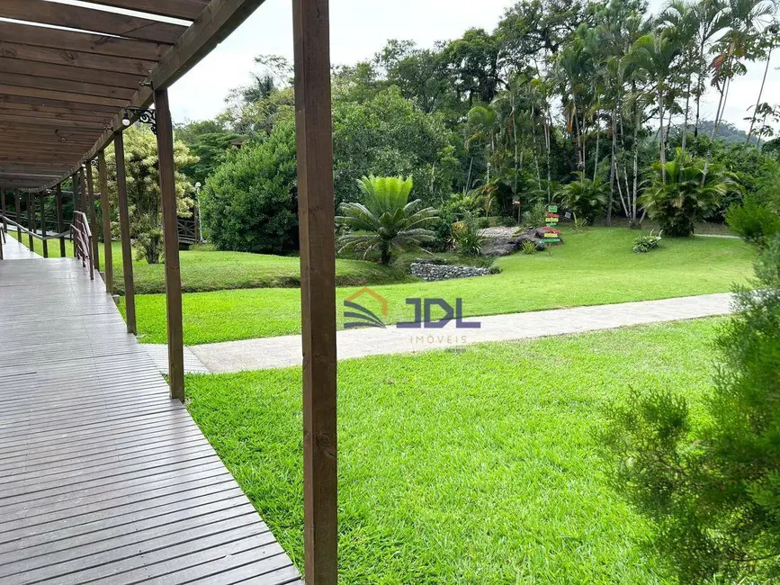 Casa à venda, 20000m2 em Itoupavazinha, Blumenau - SC - imagem 4 Foto 4 de Casa à venda, 20000m2 em Itoupavazinha, Blumenau - SC