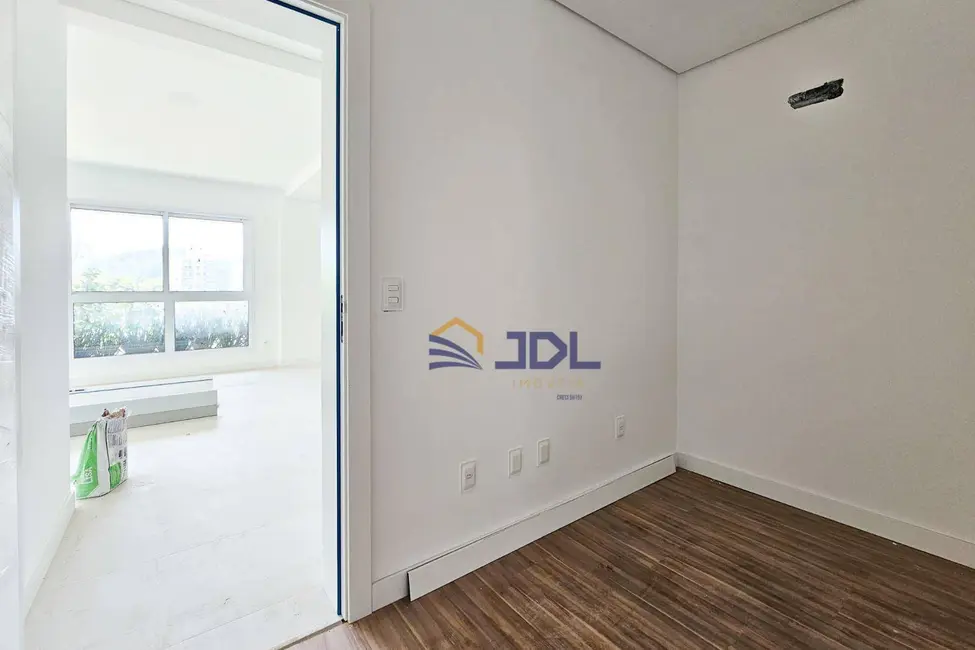 Apartamento com 3 quartos à venda, 185m2 em Jardim Blumenau, Blumenau - SC - imagem 8 Foto 8 de Apartamento com 3 quartos à venda, 185m2 em Jardim Blumenau, Blumenau - SC