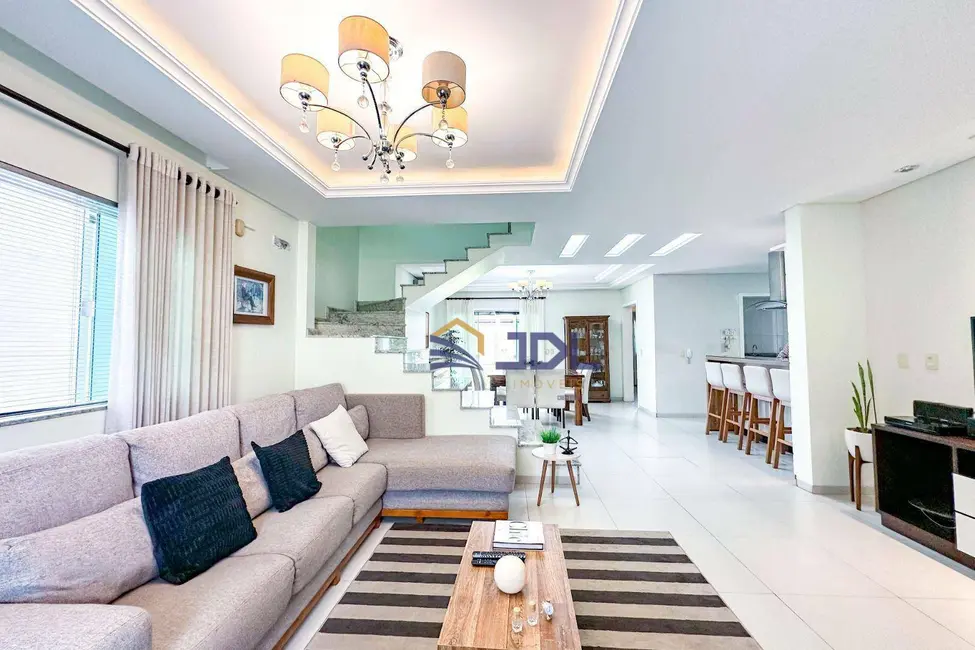 Casa com 5 quartos à venda, 420m2 em Bela Vista, Gaspar - SC - imagem 8 Foto 8 de Casa com 5 quartos à venda, 420m2 em Bela Vista, Gaspar - SC