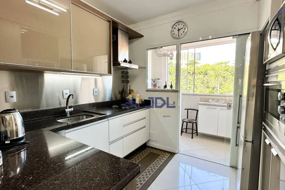Apartamento com 2 quartos à venda, 110m2 em Vila Nova, Blumenau - SC - imagem 5 Foto 5 de Apartamento com 2 quartos à venda, 110m2 em Vila Nova, Blumenau - SC