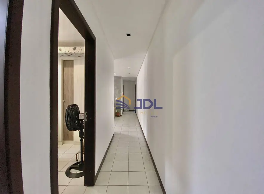 Apartamento com 2 quartos à venda, 99m2 em Velha, Blumenau - SC - imagem 8 Foto 8 de Apartamento com 2 quartos à venda, 99m2 em Velha, Blumenau - SC
