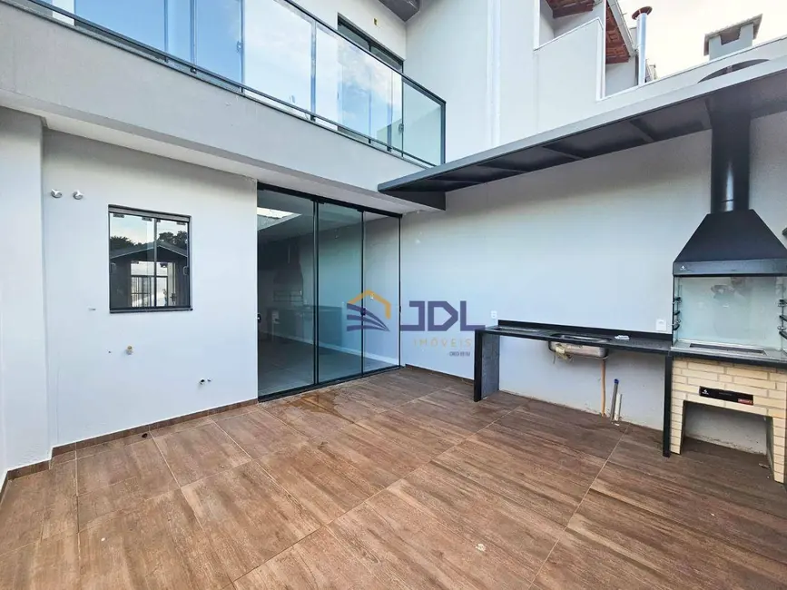 Casa com 3 quartos à venda, 104m2 em Fortaleza, Blumenau - SC - imagem 8 Foto 8 de Casa com 3 quartos à venda, 104m2 em Fortaleza, Blumenau - SC