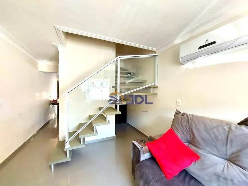 Foto 5 de Casa com 2 quartos à venda, 73m2 em Salto Weissbach, Blumenau - SC