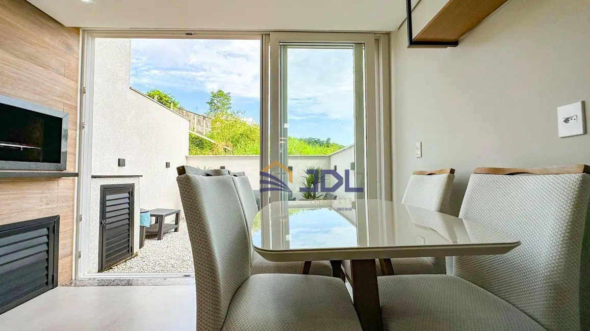 Foto 7 de Casa com 2 quartos à venda, 78m2 em Blumenau - SC