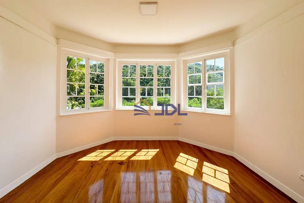Casa com 6 quartos à venda, 5300m2 em Ribeirão Fresco, Blumenau - SC - imagem 4 Foto 4 de Casa com 6 quartos à venda, 5300m2 em Ribeirão Fresco, Blumenau - SC