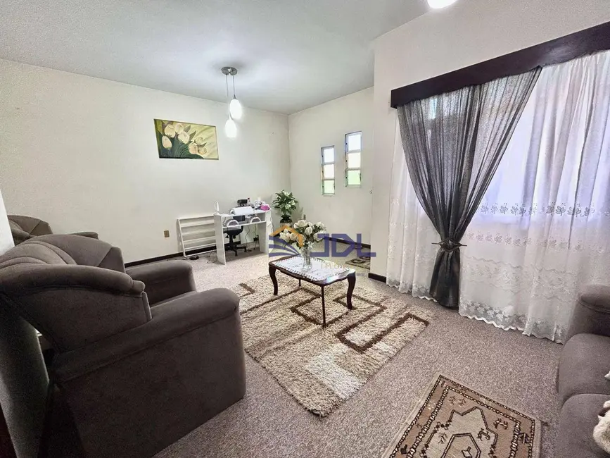 Casa com 4 quartos à venda, 2647m2 em Itoupavazinha, Blumenau - SC - imagem 4 Foto 4 de Casa com 4 quartos à venda, 2647m2 em Itoupavazinha, Blumenau - SC