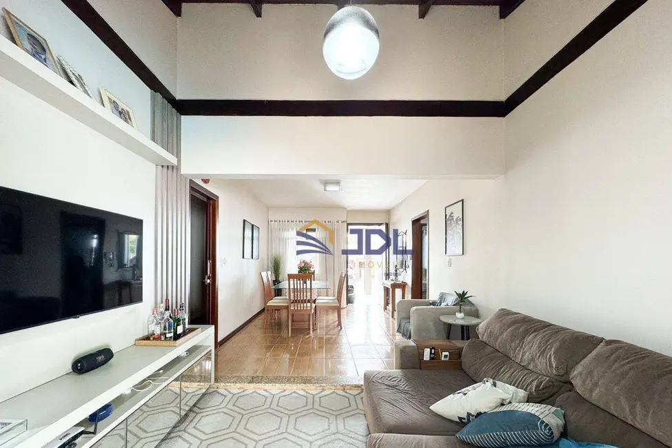 Casa com 3 quartos à venda, 429m2 em Margem Esquerda, Gaspar - SC - imagem 3 Foto 3 de Casa com 3 quartos à venda, 429m2 em Margem Esquerda, Gaspar - SC