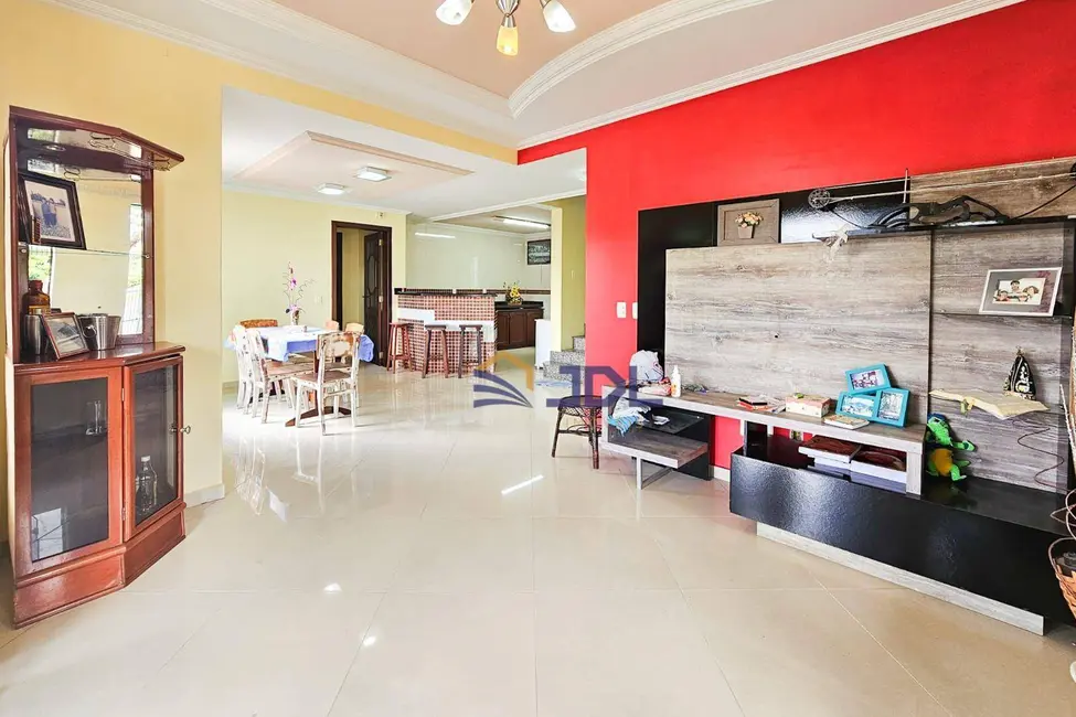 Casa com 3 quartos à venda, 480m2 em Escola Agrícola, Blumenau - SC - imagem 3 Foto 3 de Casa com 3 quartos à venda, 480m2 em Escola Agrícola, Blumenau - SC