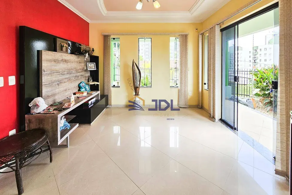Casa com 3 quartos à venda, 480m2 em Escola Agrícola, Blumenau - SC - imagem 5 Foto 5 de Casa com 3 quartos à venda, 480m2 em Escola Agrícola, Blumenau - SC