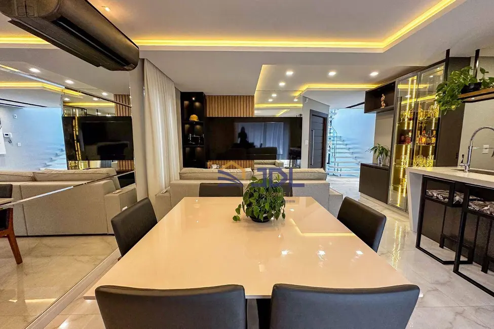 Casa com 3 quartos à venda, 230m2 em Fortaleza, Blumenau - SC - imagem 7 Foto 7 de Casa com 3 quartos à venda, 230m2 em Fortaleza, Blumenau - SC