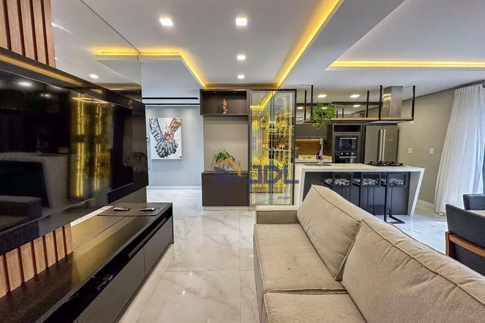 Casa com 3 quartos à venda, 230m2 em Fortaleza, Blumenau - SC - imagem 3 Foto 3 de Casa com 3 quartos à venda, 230m2 em Fortaleza, Blumenau - SC