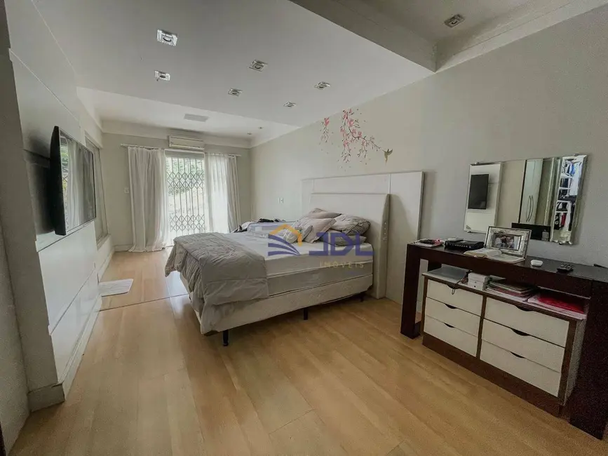 Casa com 5 quartos à venda, 750m2 em Itoupava Seca, Blumenau - SC - imagem 9 Foto 9 de Casa com 5 quartos à venda, 750m2 em Itoupava Seca, Blumenau - SC