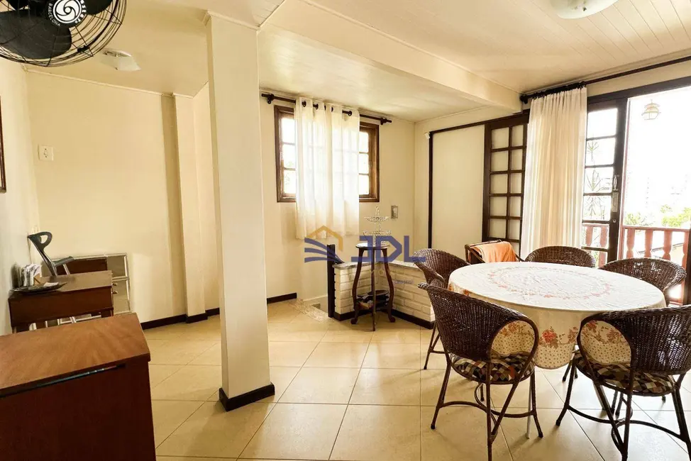 Casa com 4 quartos à venda, 504m2 em Vila Nova, Blumenau - SC - imagem 6 Foto 6 de Casa com 4 quartos à venda, 504m2 em Vila Nova, Blumenau - SC
