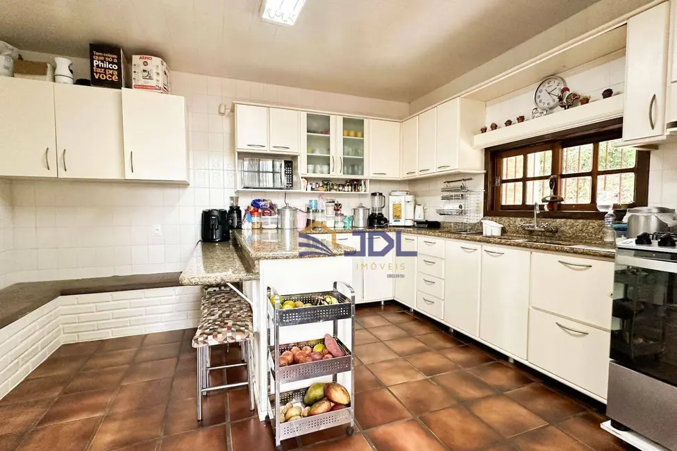 Casa com 4 quartos à venda, 504m2 em Vila Nova, Blumenau - SC - imagem 7 Foto 7 de Casa com 4 quartos à venda, 504m2 em Vila Nova, Blumenau - SC