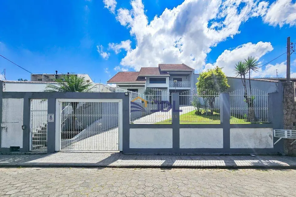 Foto 2 de Casa com 4 quartos à venda, 420m2 em Nova Esperança, Blumenau - SC