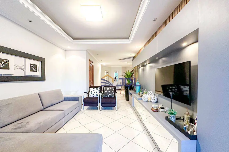 Apartamento com 3 quartos à venda, 210m2 em Vila Nova, Blumenau - SC - imagem 3 Foto 3 de Apartamento com 3 quartos à venda, 210m2 em Vila Nova, Blumenau - SC