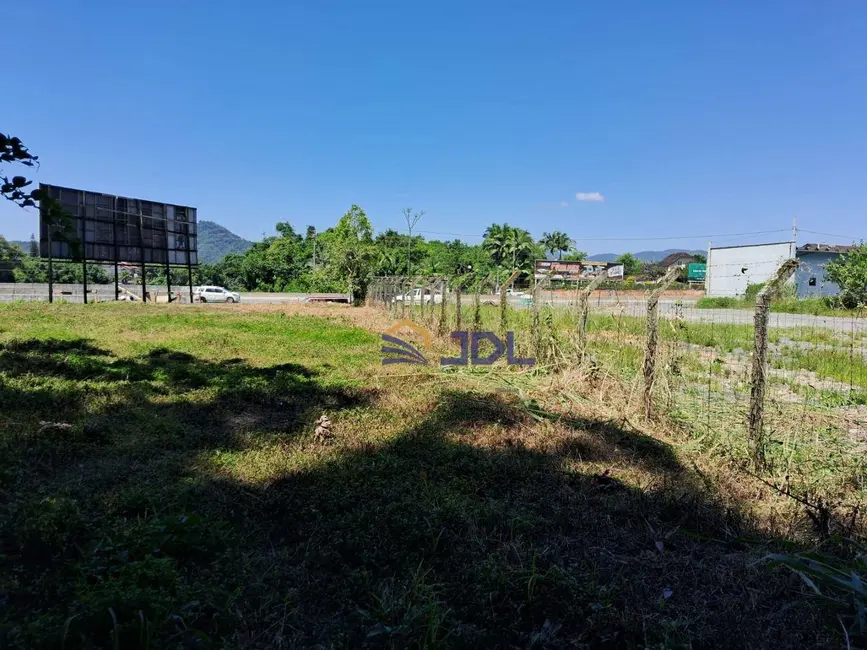 Foto 1 de Terreno / Lote à venda, 1047m2 em Benedito, Indaial - SC