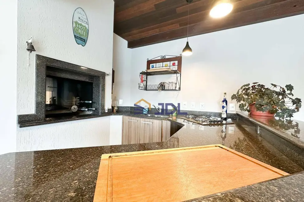 Casa com 3 quartos à venda, 495m2 em Velha, Blumenau - SC - imagem 7 Foto 7 de Casa com 3 quartos à venda, 495m2 em Velha, Blumenau - SC