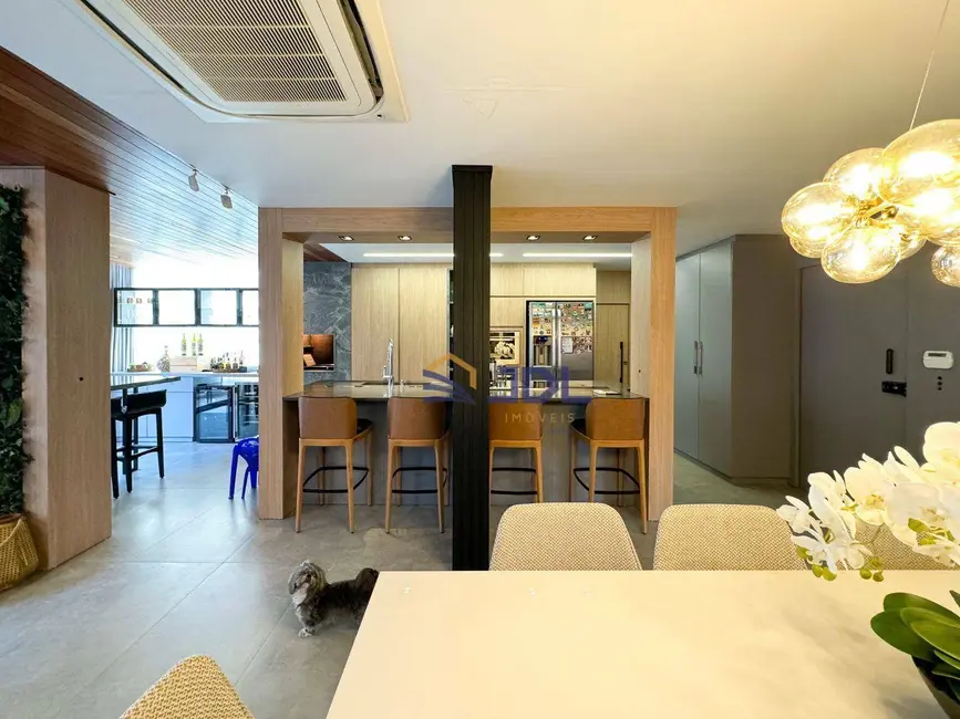 Casa de Condomínio com 3 quartos à venda, 367m2 em Itoupava Central, Blumenau - SC - imagem 4 Foto 4 de Casa de Condomínio com 3 quartos à venda, 367m2 em Itoupava Central, Blumenau - SC