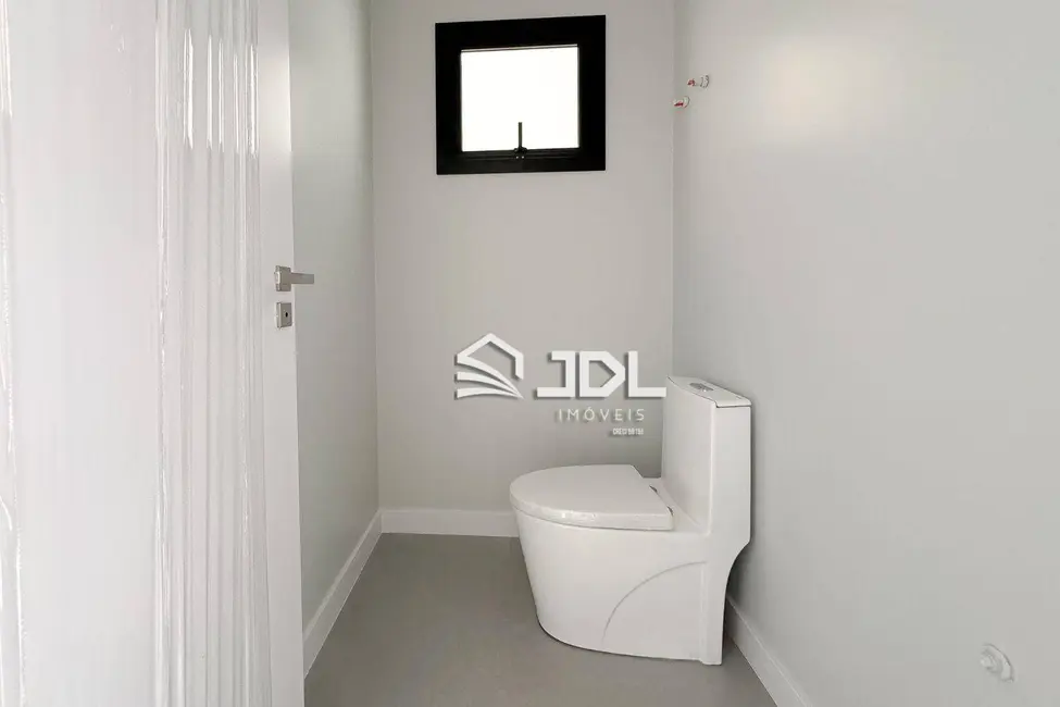 Casa com 3 quartos à venda, 200m2 em Escola Agrícola, Blumenau - SC - imagem 4 Foto 4 de Casa com 3 quartos à venda, 200m2 em Escola Agrícola, Blumenau - SC
