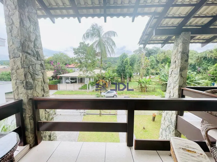 Casa com 3 quartos à venda, 352m2 em Vorstadt, Blumenau - SC - imagem 9 Foto 9 de Casa com 3 quartos à venda, 352m2 em Vorstadt, Blumenau - SC
