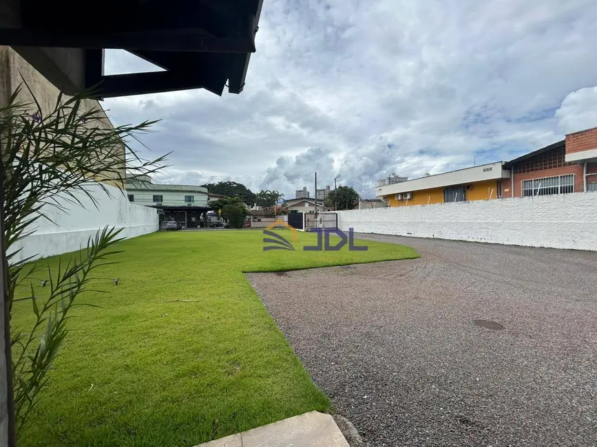 Casa com 3 quartos à venda, 1300m2 em Garcia, Blumenau - SC - imagem 3 Foto 3 de Casa com 3 quartos à venda, 1300m2 em Garcia, Blumenau - SC