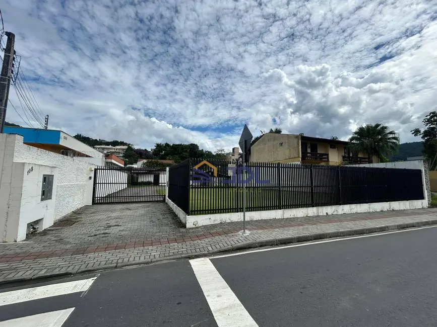 Foto 1 de Casa com 3 quartos à venda, 1300m2 em Garcia, Blumenau - SC