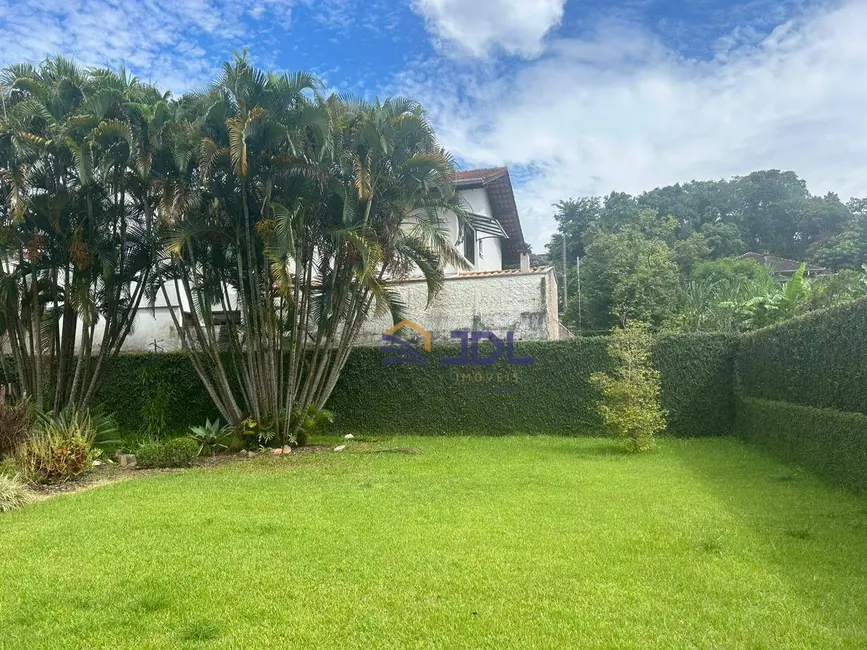 Casa com 3 quartos à venda, 1300m2 em Garcia, Blumenau - SC - imagem 5 Foto 5 de Casa com 3 quartos à venda, 1300m2 em Garcia, Blumenau - SC