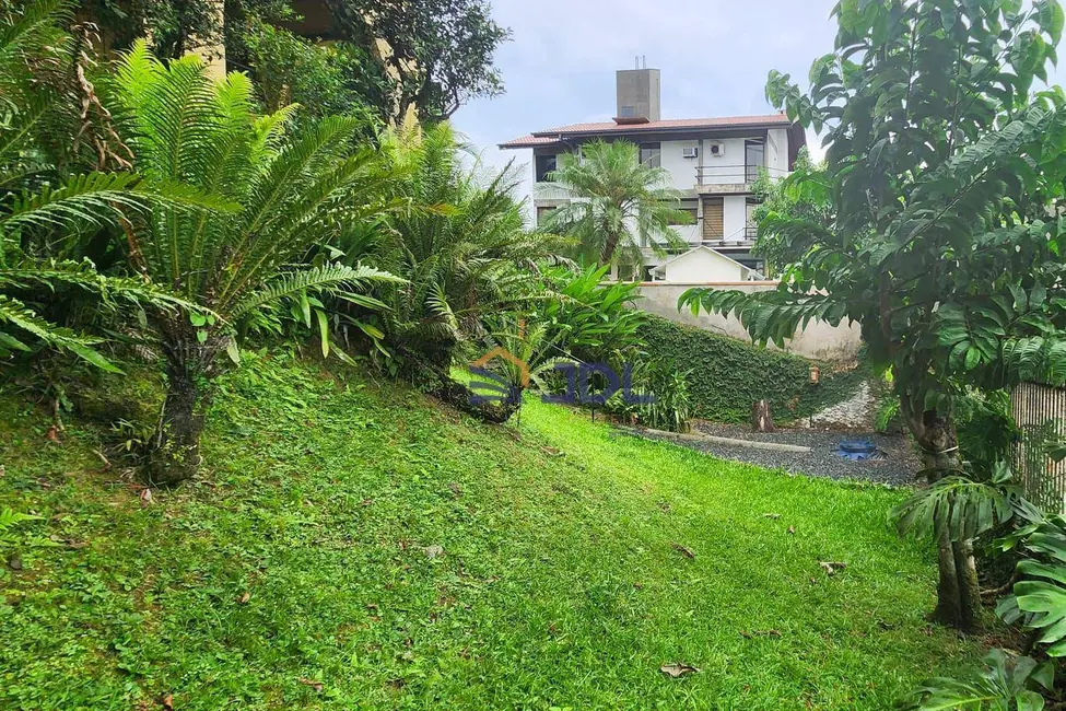 Casa com 4 quartos à venda, 475m2 em Velha, Blumenau - SC - imagem 5 Foto 5 de Casa com 4 quartos à venda, 475m2 em Velha, Blumenau - SC