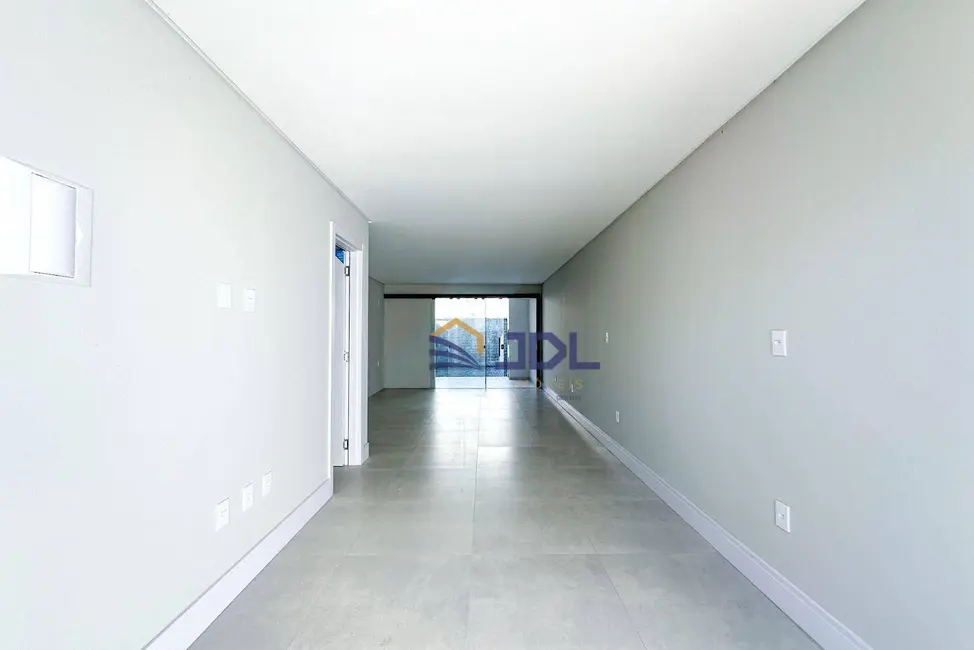 Casa com 3 quartos à venda, 118m2 em Fidélis, Blumenau - SC - imagem 3 Foto 3 de Casa com 3 quartos à venda, 118m2 em Fidélis, Blumenau - SC