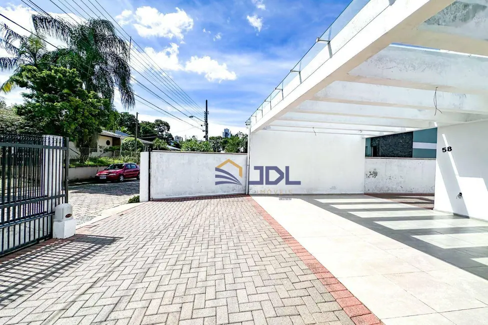 Casa com 4 quartos à venda, 452m2 em Velha, Blumenau - SC - imagem 3 Foto 3 de Casa com 4 quartos à venda, 452m2 em Velha, Blumenau - SC