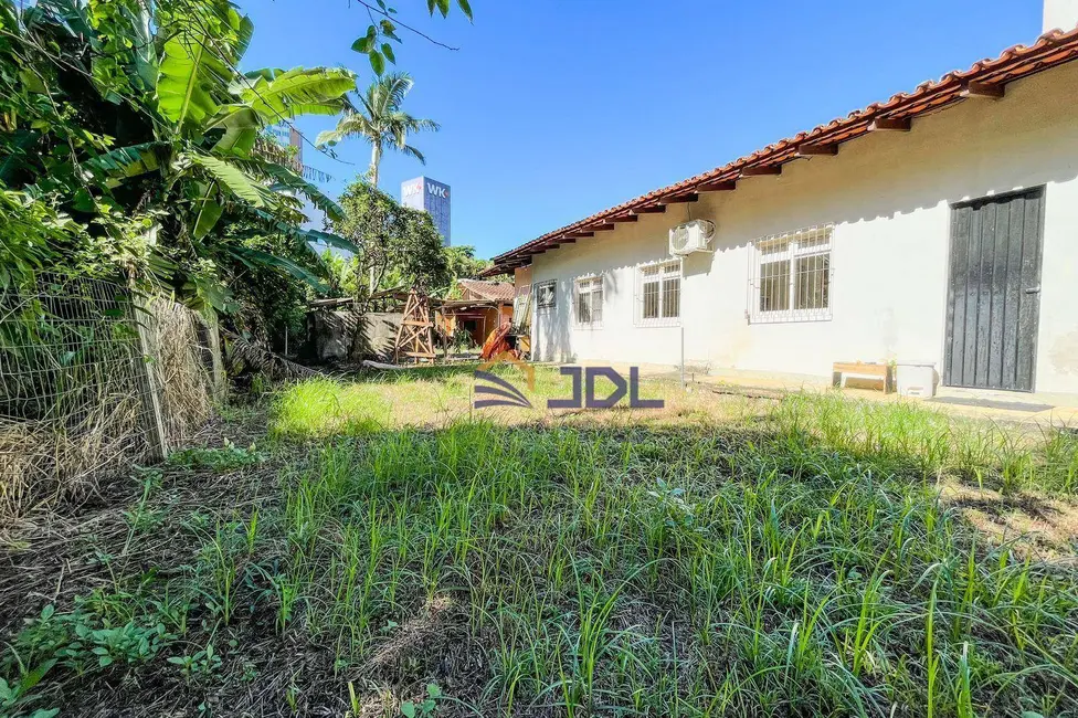 Casa com 1 quarto à venda, 965m2 em Vila Nova, Blumenau - SC - imagem 5 Foto 5 de Casa com 1 quarto à venda, 965m2 em Vila Nova, Blumenau - SC