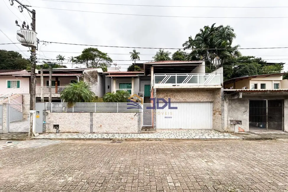 Foto 1 de Casa com 3 quartos à venda, 321m2 em Salto do Norte, Blumenau - SC