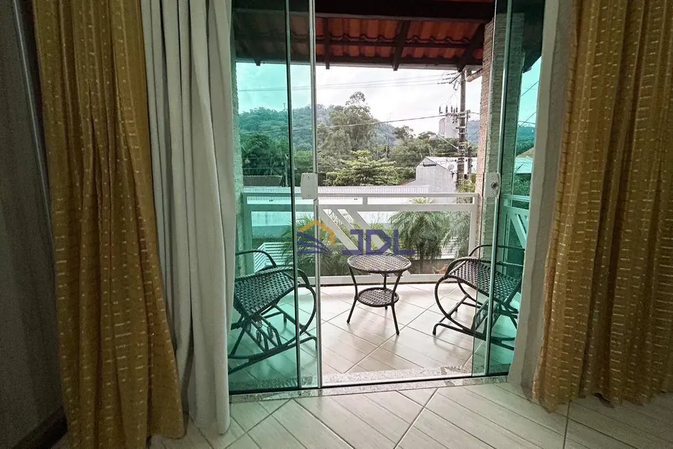 Casa com 3 quartos à venda, 321m2 em Salto do Norte, Blumenau - SC - imagem 4 Foto 4 de Casa com 3 quartos à venda, 321m2 em Salto do Norte, Blumenau - SC