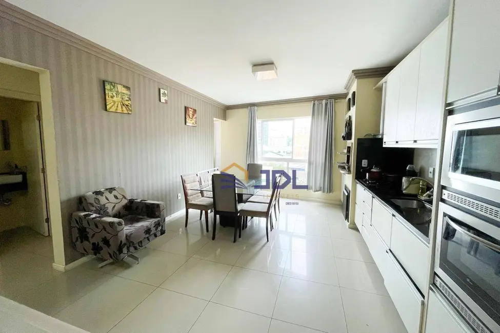 Apartamento com 2 quartos à venda, 104m2 em Vila Nova, Blumenau - SC - imagem 4 Foto 4 de Apartamento com 2 quartos à venda, 104m2 em Vila Nova, Blumenau - SC
