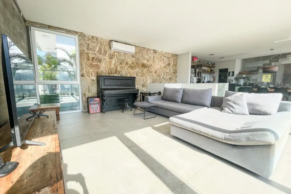 Casa de Condomínio com 4 quartos à venda, 489m2 em Itoupava Norte, Blumenau - SC - imagem 6 Foto 6 de Casa de Condomínio com 4 quartos à venda, 489m2 em Itoupava Norte, Blumenau - SC