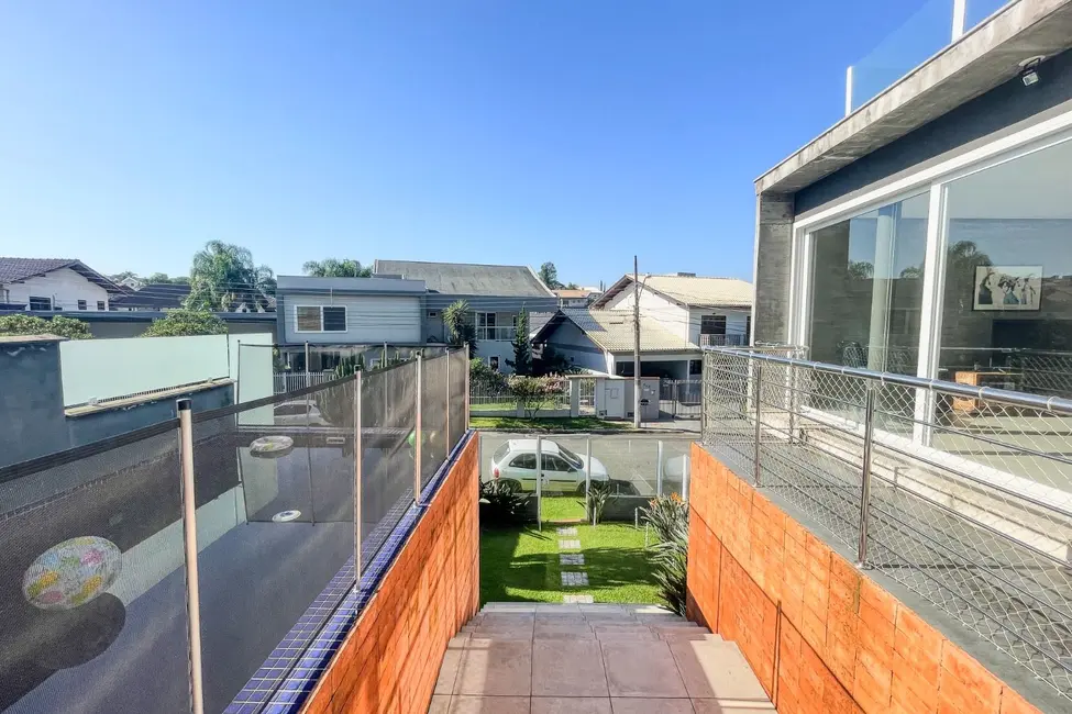 Casa de Condomínio com 4 quartos à venda, 489m2 em Itoupava Norte, Blumenau - SC - imagem 4 Foto 4 de Casa de Condomínio com 4 quartos à venda, 489m2 em Itoupava Norte, Blumenau - SC