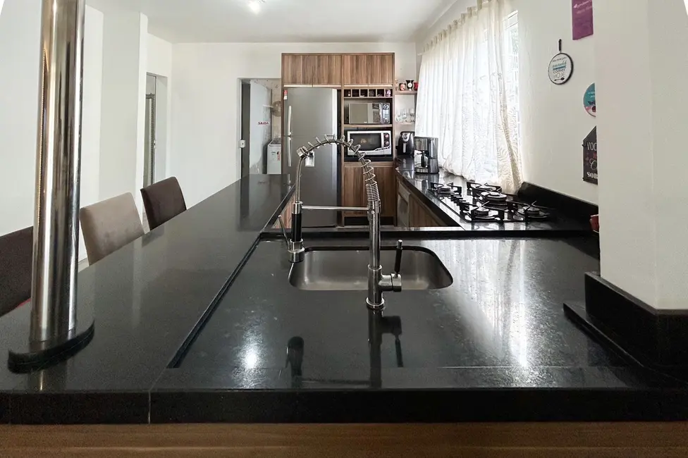 Casa com 4 quartos à venda, 518m2 em Itoupava Norte, Blumenau - SC - imagem 6 Foto 6 de Casa com 4 quartos à venda, 518m2 em Itoupava Norte, Blumenau - SC