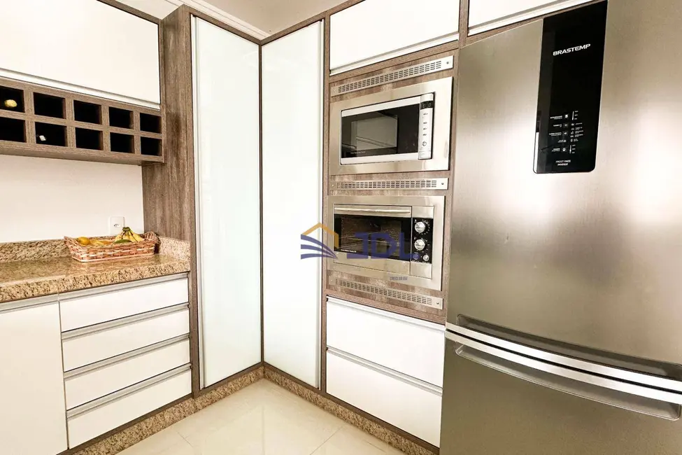 Casa com 3 quartos à venda, 375m2 em Velha, Blumenau - SC - imagem 7 Foto 7 de Casa com 3 quartos à venda, 375m2 em Velha, Blumenau - SC