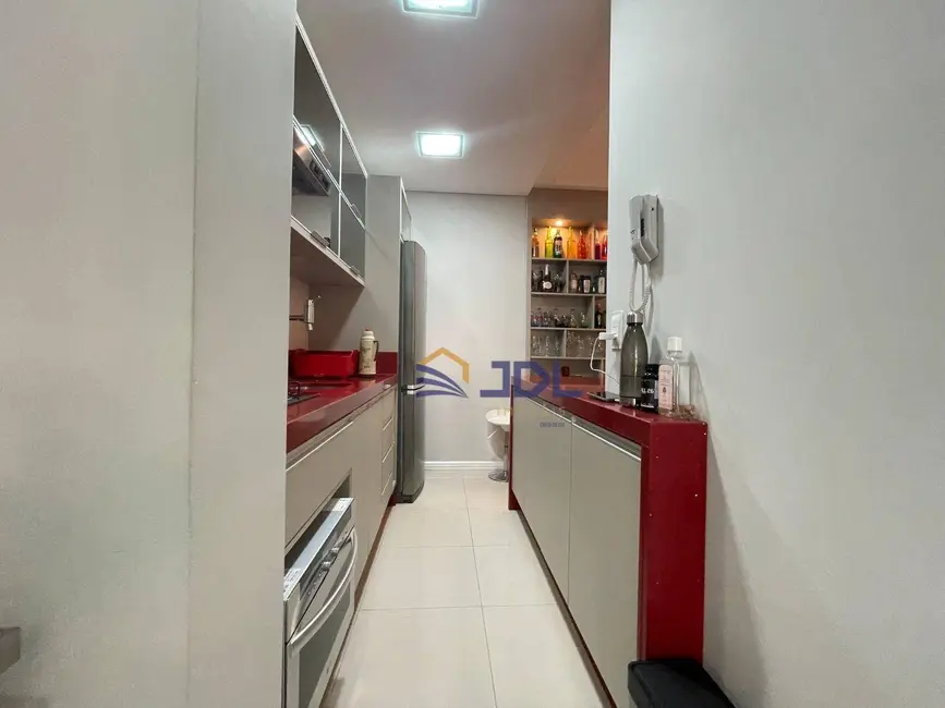 Apartamento com 2 quartos à venda, 65m2 em Água Verde, Blumenau - SC - imagem 8 Foto 8 de Apartamento com 2 quartos à venda, 65m2 em Água Verde, Blumenau - SC