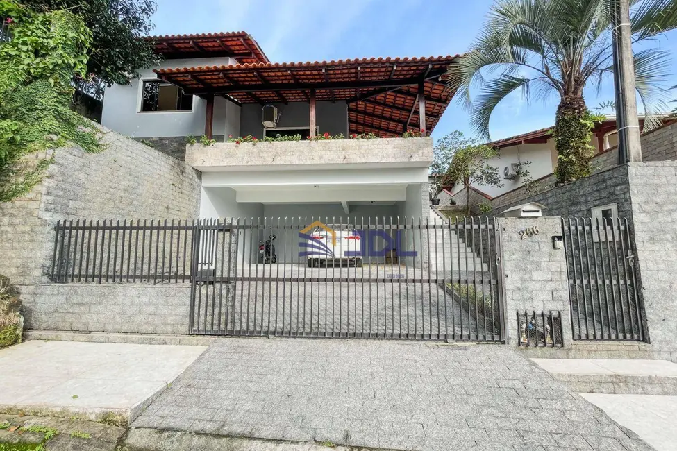 Foto 1 de Casa com 3 quartos à venda, 827m2 em Escola Agrícola, Blumenau - SC