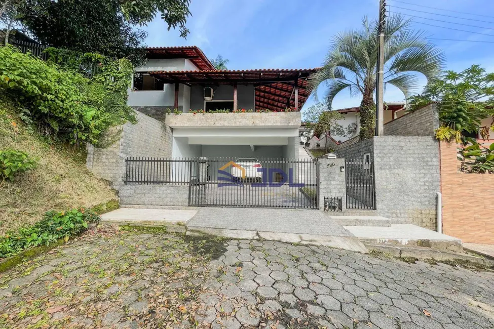 Foto 2 de Casa com 3 quartos à venda, 827m2 em Escola Agrícola, Blumenau - SC